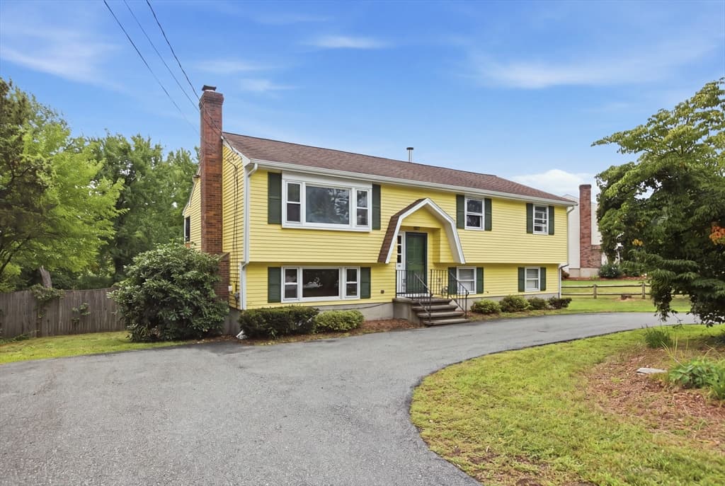 55 Peach Orchard Rd, Burlington MA 01803
