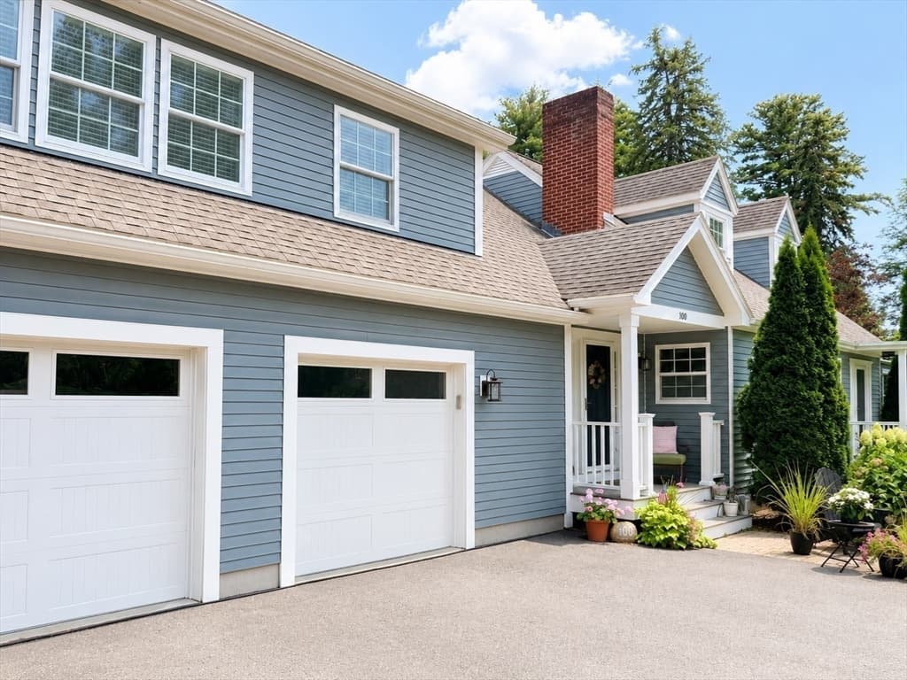 Single Family Residence at 100 Sutton Hill Rd, North Andover MA 01845, North Andover, photo 2 of 28