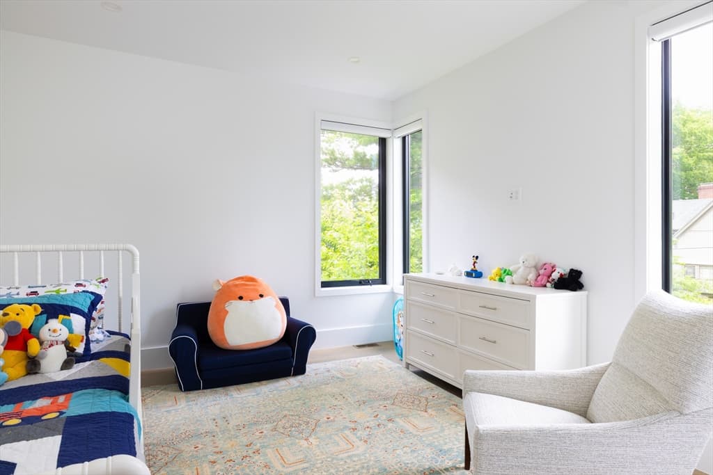 Single Family Residence at 221 Gardner Rd, Brookline MA 02445, Brookline, photo 15 of 20