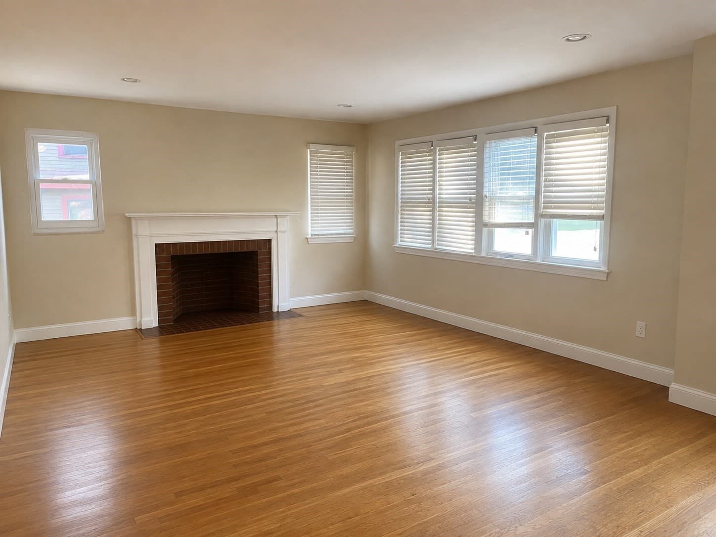 Single Family Residence at 76 Central St, Georgetown MA 01833, Georgetown, photo 6 of 39