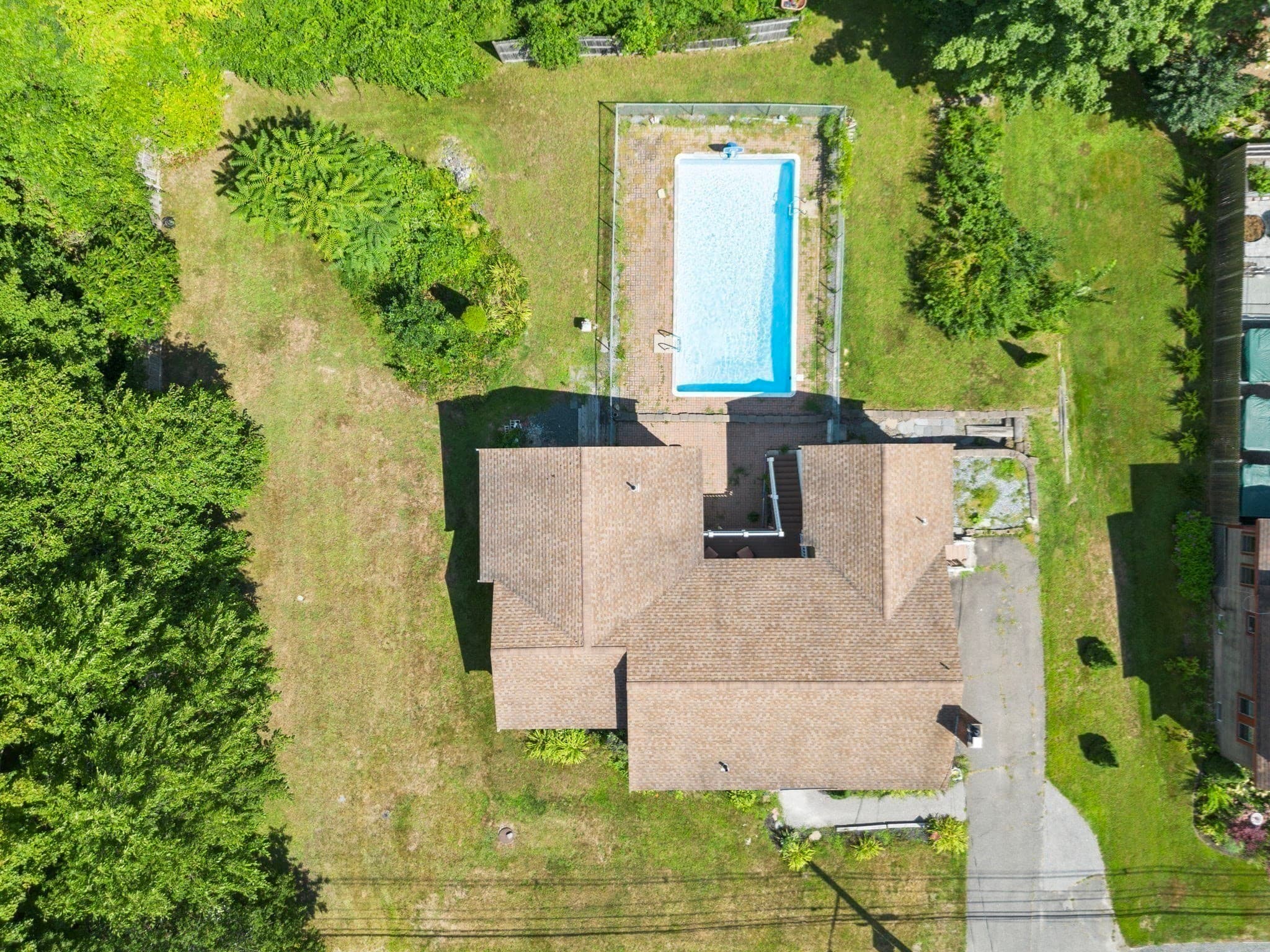 Single Family Residence at 76 Central St, Georgetown MA 01833, Georgetown, photo 17 of 39