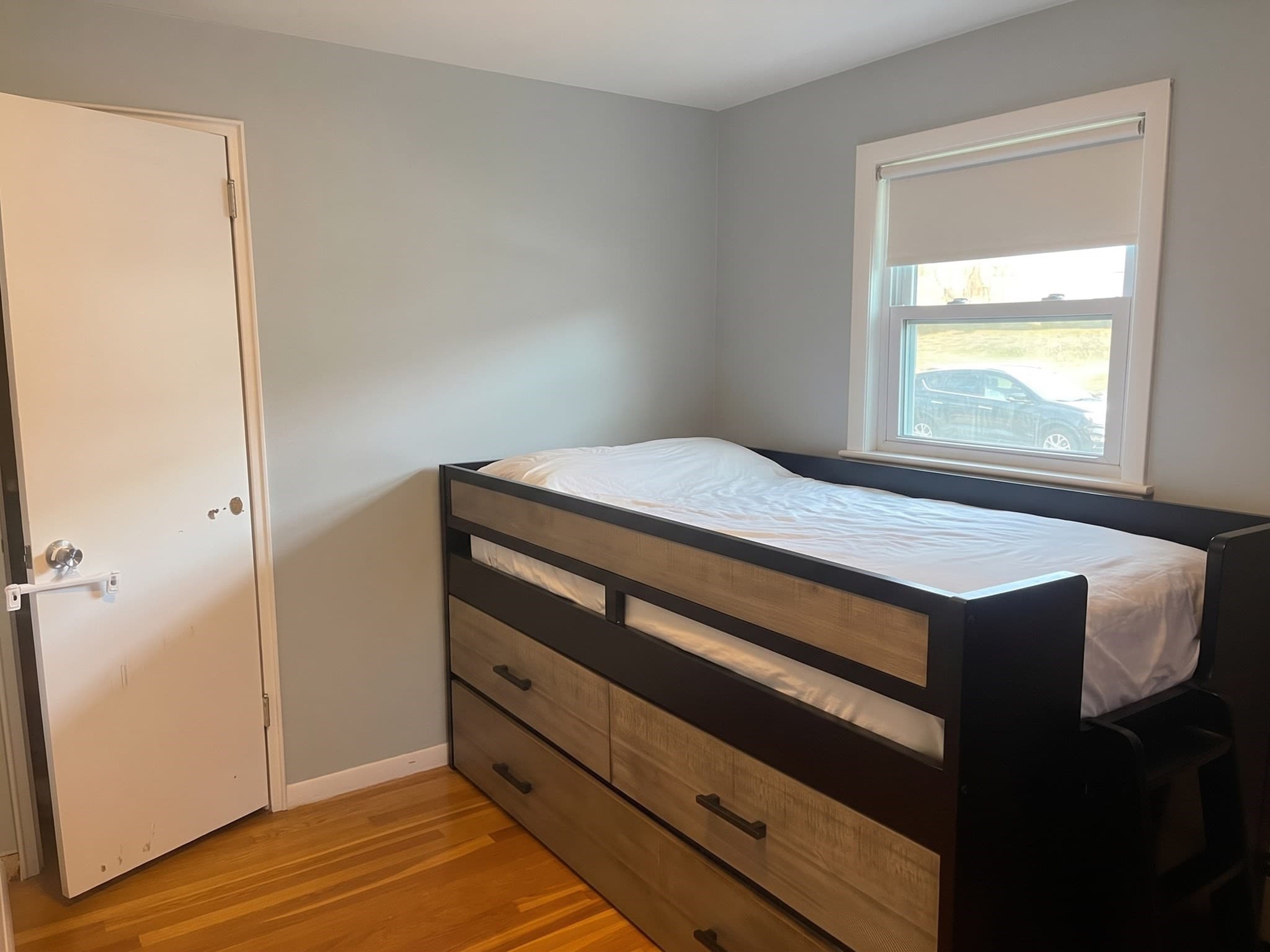 Single Family Residence at 76 Central St, Georgetown MA 01833, Georgetown, photo 8 of 39
