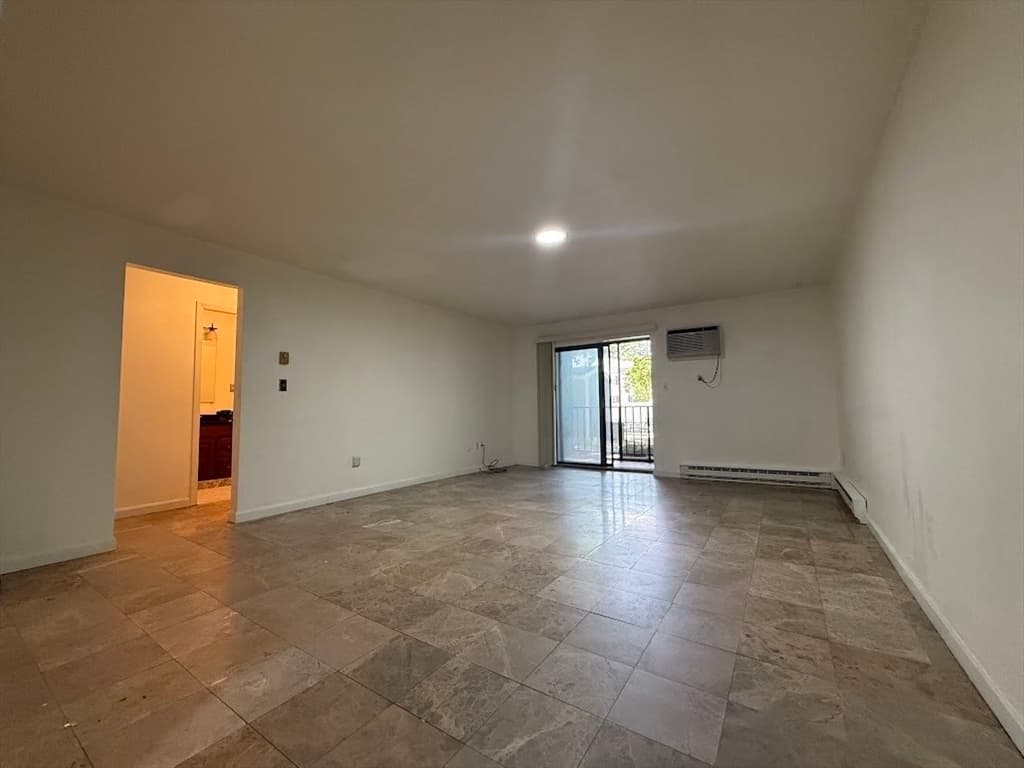 Condominium at 35 Washington St # 3, Medford MA 02155, Medford, photo 5 of 15