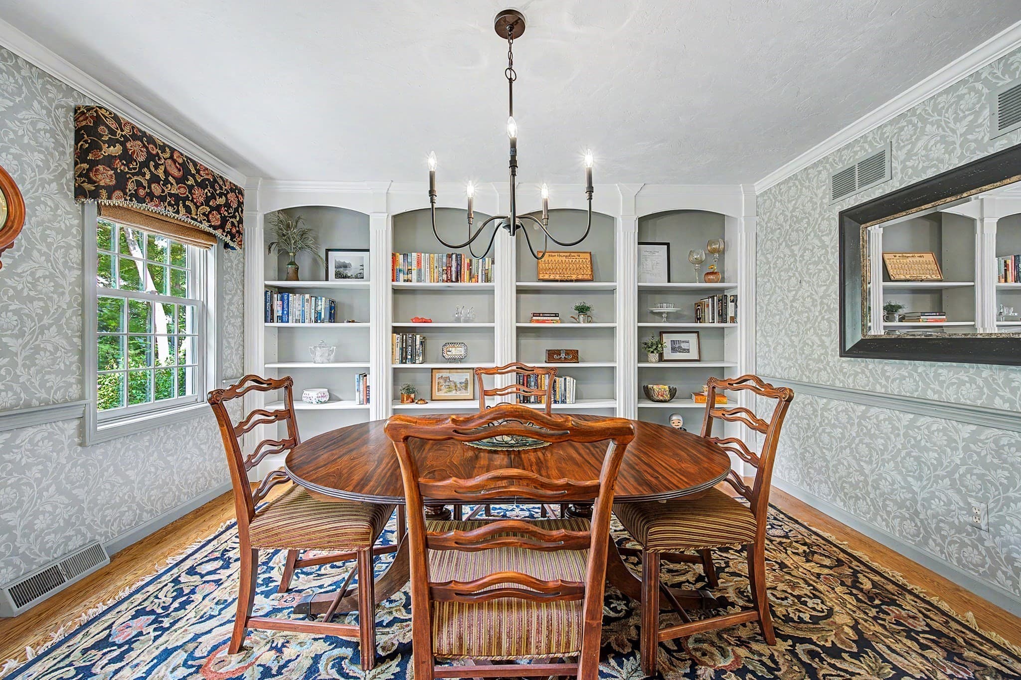 Single Family Residence at 8 Erika Dr, Hopkinton MA 01748, Hopkinton, photo 13 of 41