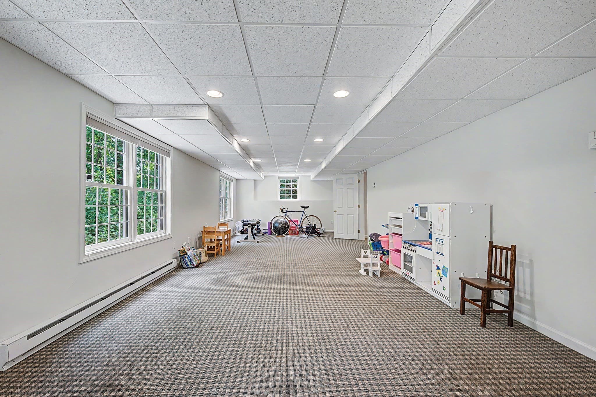 Single Family Residence at 8 Erika Dr, Hopkinton MA 01748, Hopkinton, photo 30 of 41