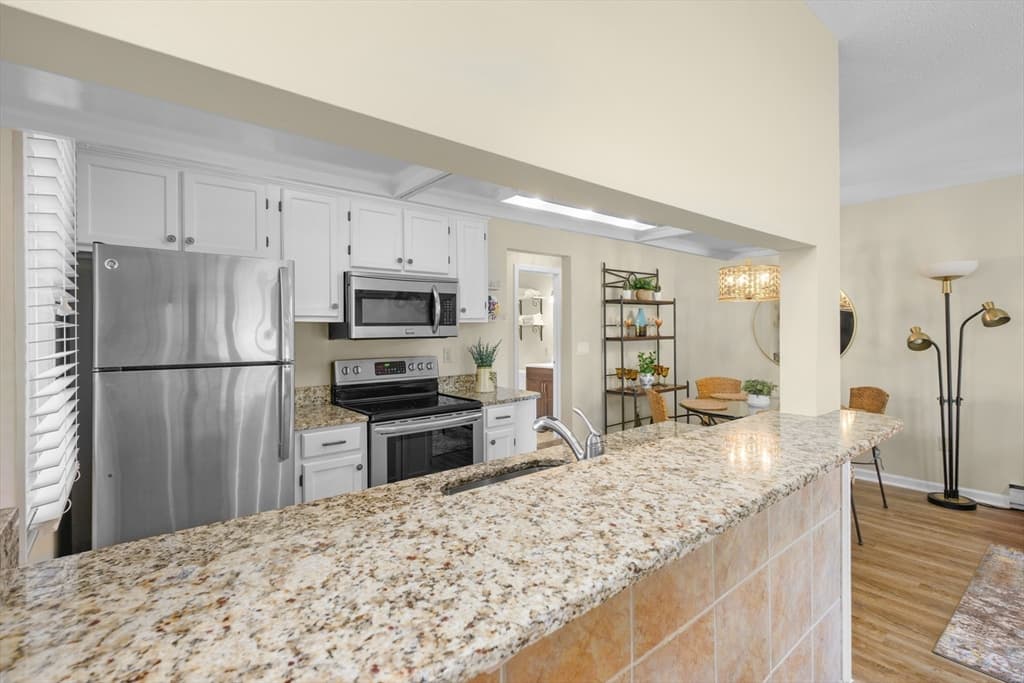 Condominium at 105 Trevor Ln # 69, Brewster MA 02631, Brewster, photo 13 of 38