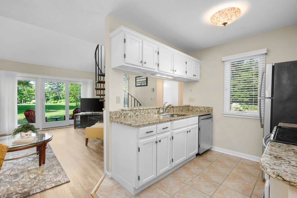 Condominium at 105 Trevor Ln # 69, Brewster MA 02631, Brewster, photo 15 of 38