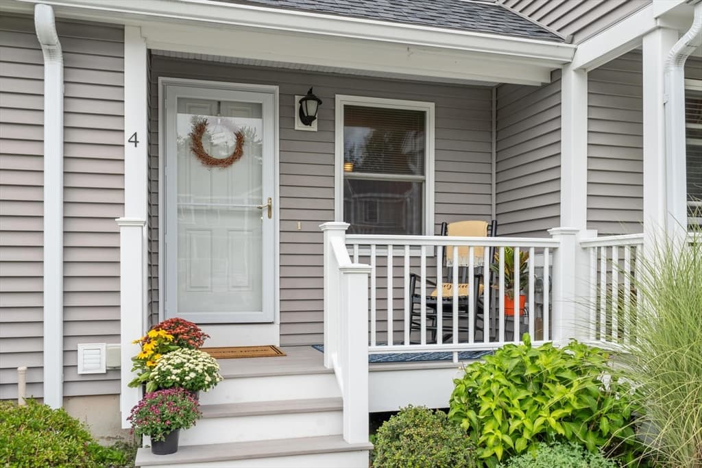 Condominium at 4 Sycamore Dr # 4, Leominster MA 01453, Leominster, photo 2 of 26