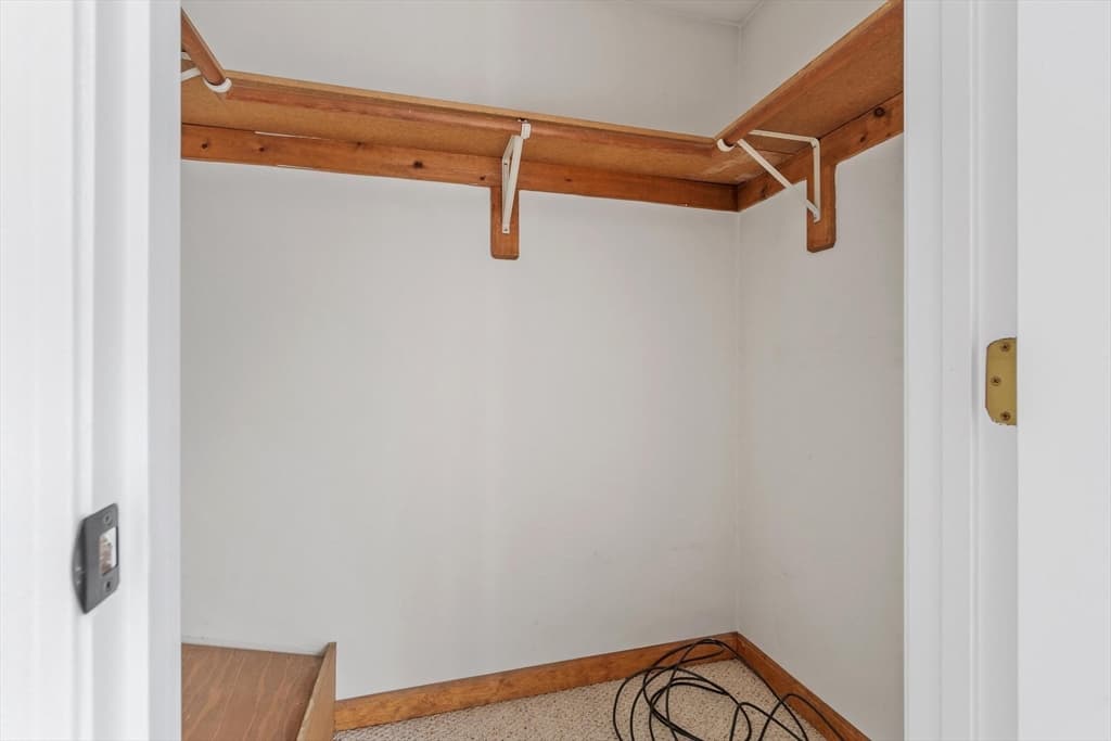 Condominium at 4 Sycamore Dr # 4, Leominster MA 01453, Leominster, photo 20 of 26