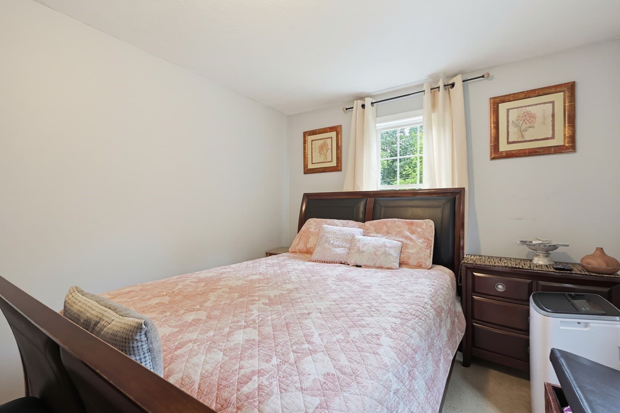 Single Family Residence at 25 Old Elmdale Rd, Uxbridge MA 01569, Uxbridge, photo 37 of 42