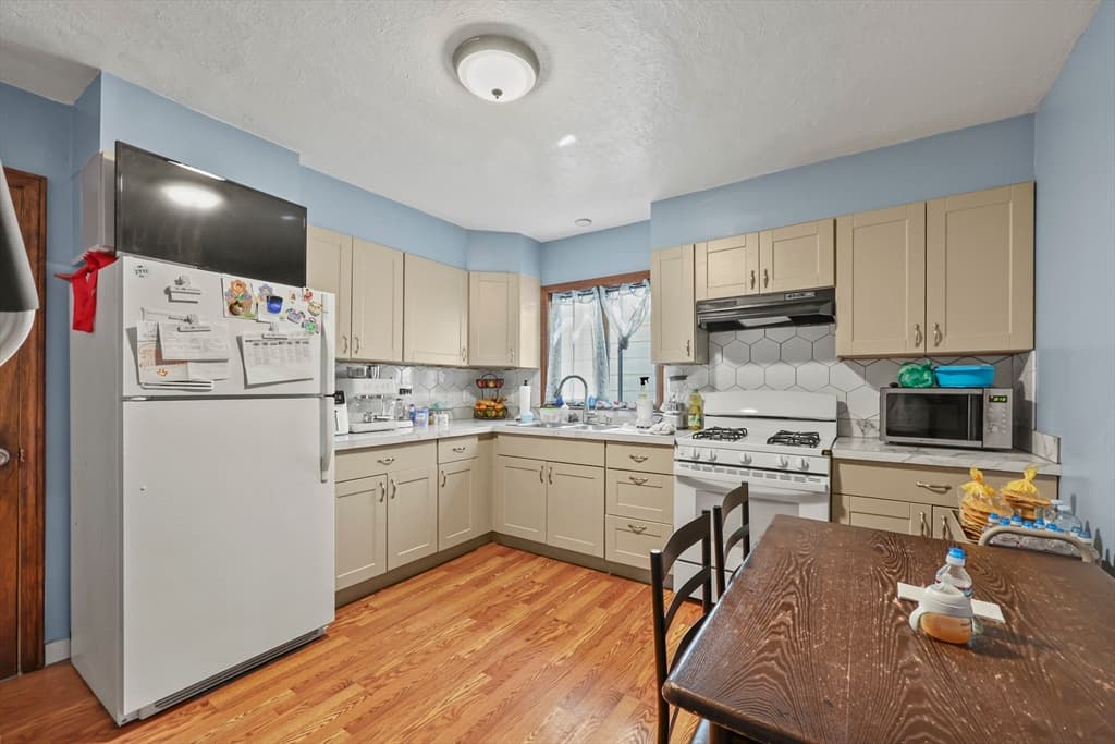 Multi Family at 38-40 Grove St, Pittsfield MA 01201, Pittsfield, photo 6 of 26