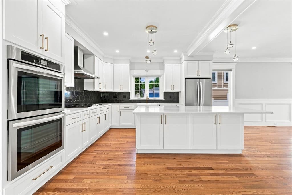 Single Family Residence at 698 Trapelo Road, Waltham MA 02452, Waltham, photo 6 of 32