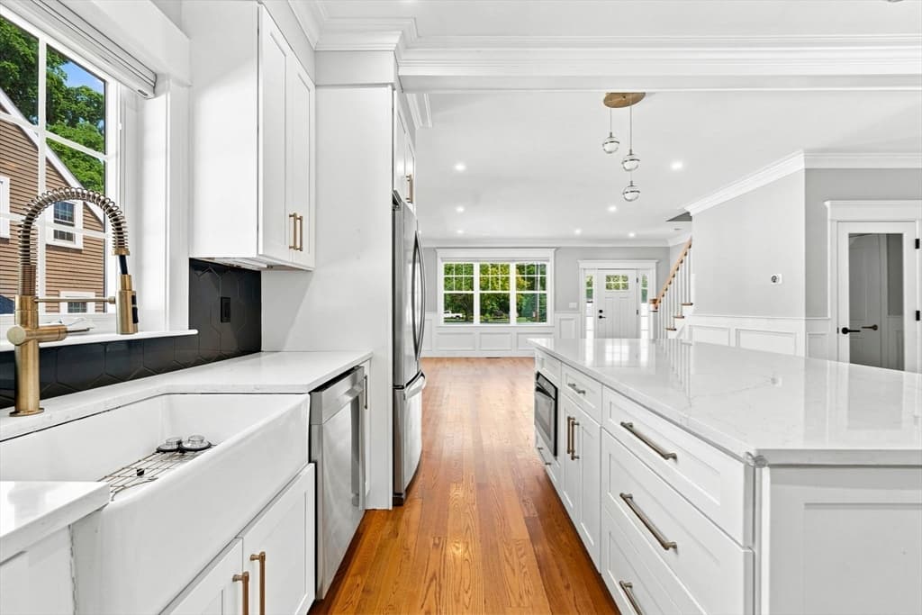 Single Family Residence at 698 Trapelo Road, Waltham MA 02452, Waltham, photo 8 of 32
