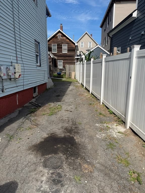 Multi Family at 11 Brownville Ave, Lynn MA 01902, Lynn, photo 3 of 7