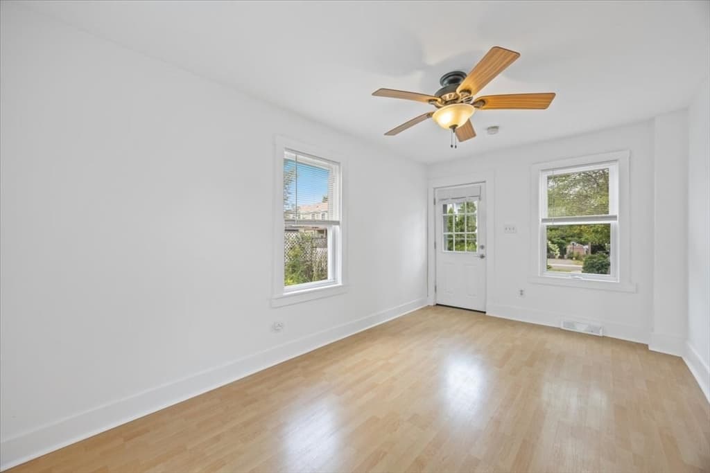 Single Family Residence at 90 Middlesex St, Haverhill MA 01835, Haverhill, photo 3 of 21