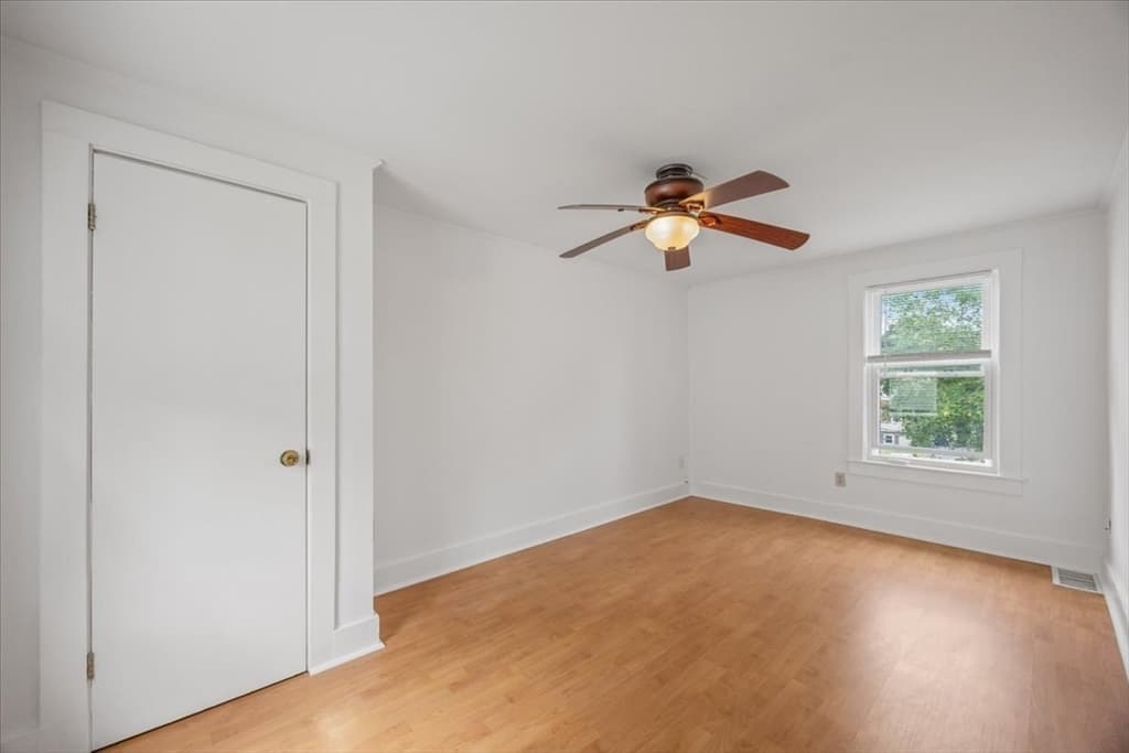 Single Family Residence at 90 Middlesex St, Haverhill MA 01835, Haverhill, photo 10 of 21