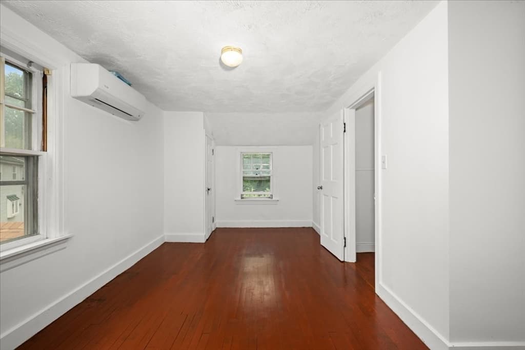 Single Family Residence at 6 Oakwood Ave, Auburn MA 01501, Auburn, photo 27 of 42