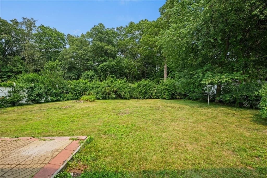 Single Family Residence at 6 Oakwood Ave, Auburn MA 01501, Auburn, photo 36 of 42