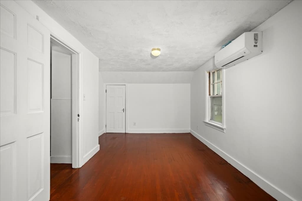 Single Family Residence at 6 Oakwood Ave, Auburn MA 01501, Auburn, photo 28 of 42