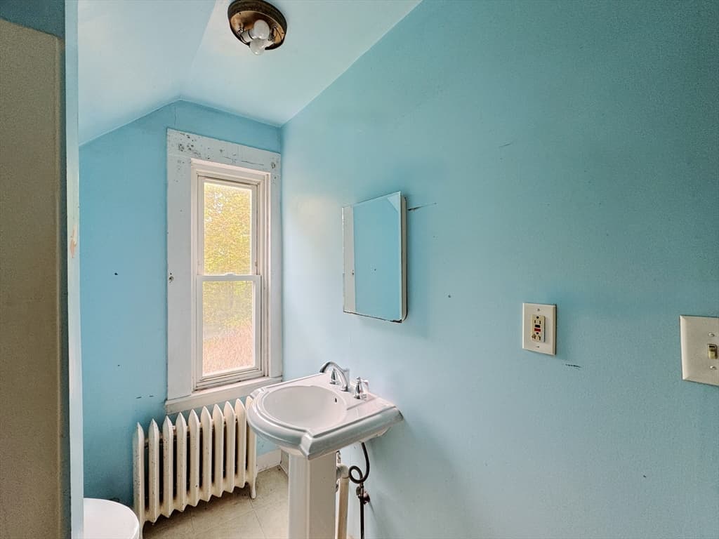 Single Family Residence at 58 Emerald St, Winchendon MA 01475, Winchendon, photo 27 of 32