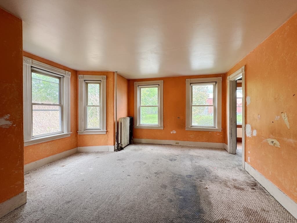 Single Family Residence at 58 Emerald St, Winchendon MA 01475, Winchendon, photo 17 of 32