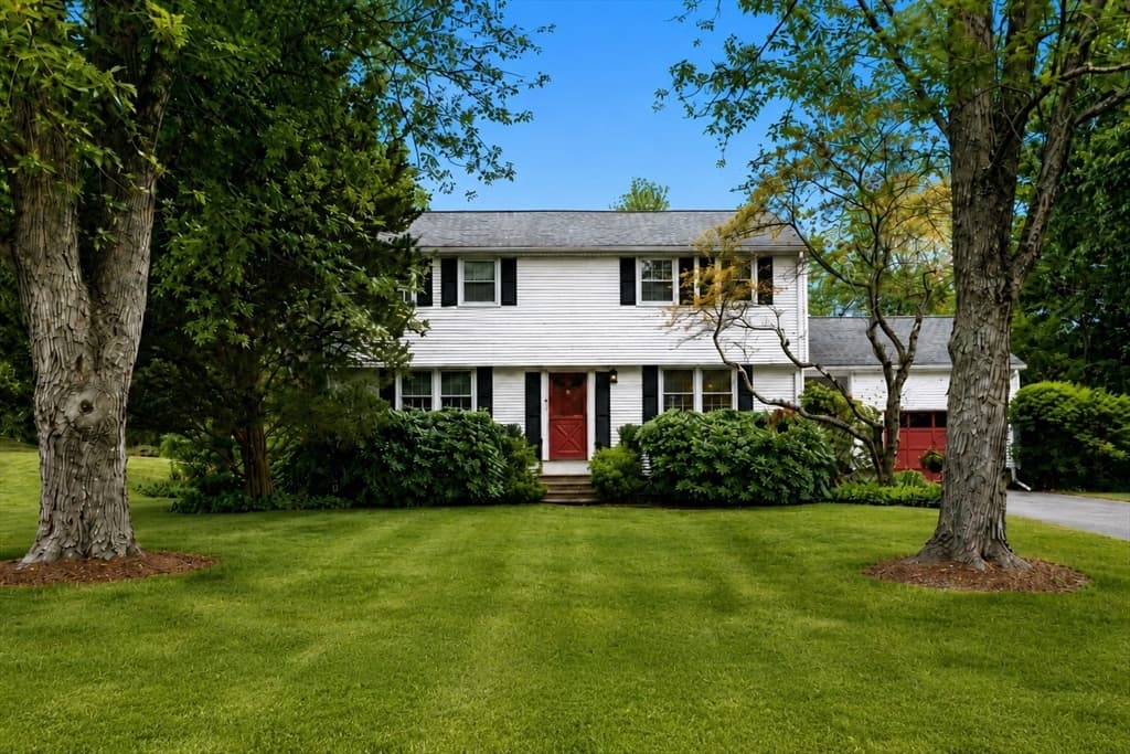 4 Heard Drive, Ipswich MA 01938