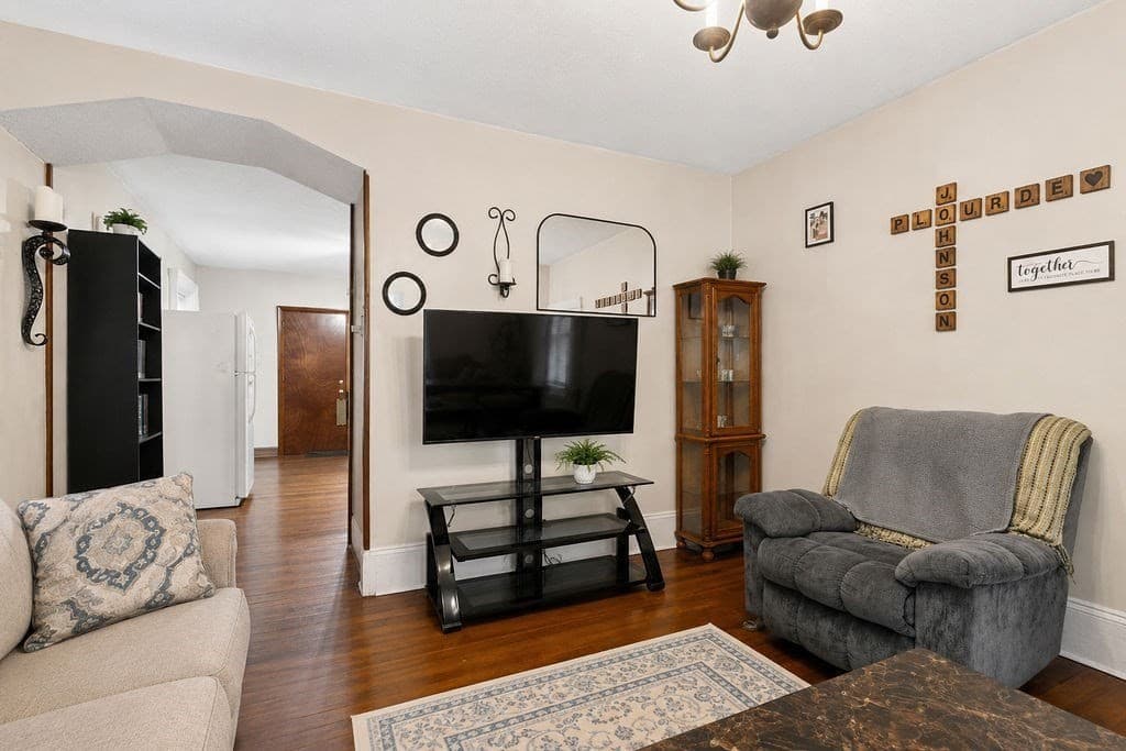 3 Family - 3 Units Up/Down at 320 Davis Street, New Bedford MA 02746, New Bedford, photo 34 of 42