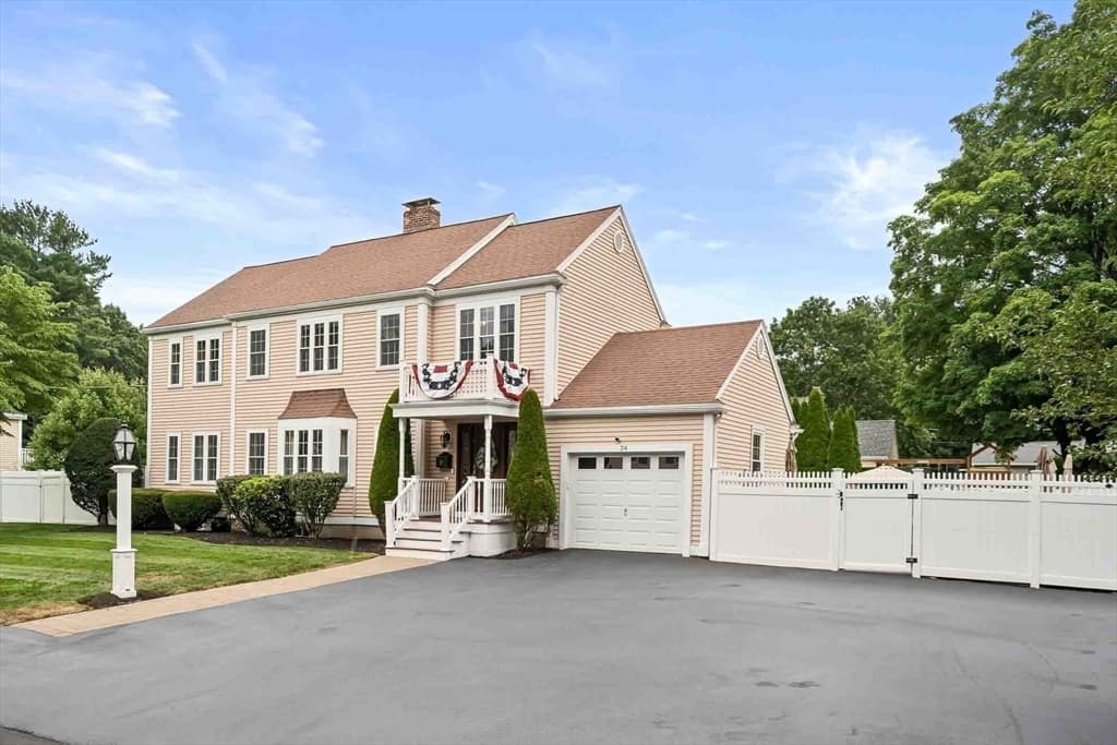 Single Family Residence at 34 Edward Ave., Lynnfield MA 01940, Lynnfield, photo 2 of 40