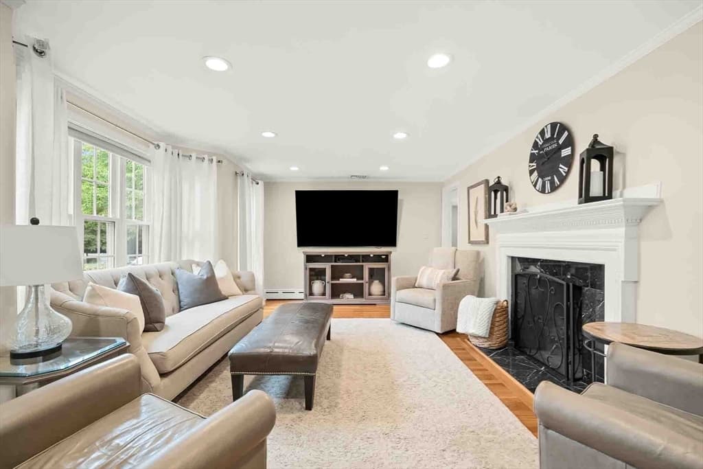 Single Family Residence at 34 Edward Ave., Lynnfield MA 01940, Lynnfield, photo 11 of 40