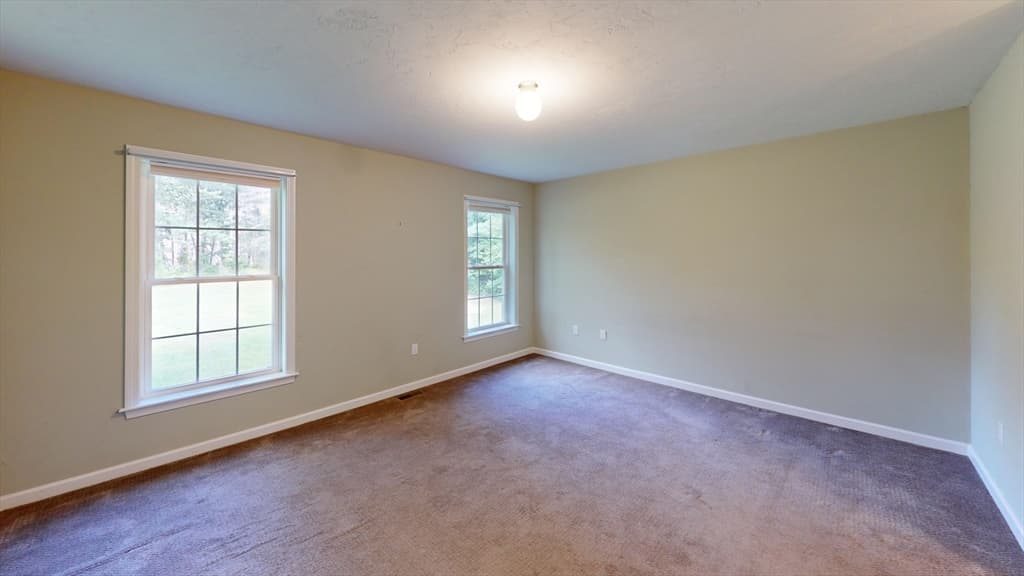 Single Family Residence at 347 Main Street, Townsend MA 01469, Townsend, photo 13 of 34