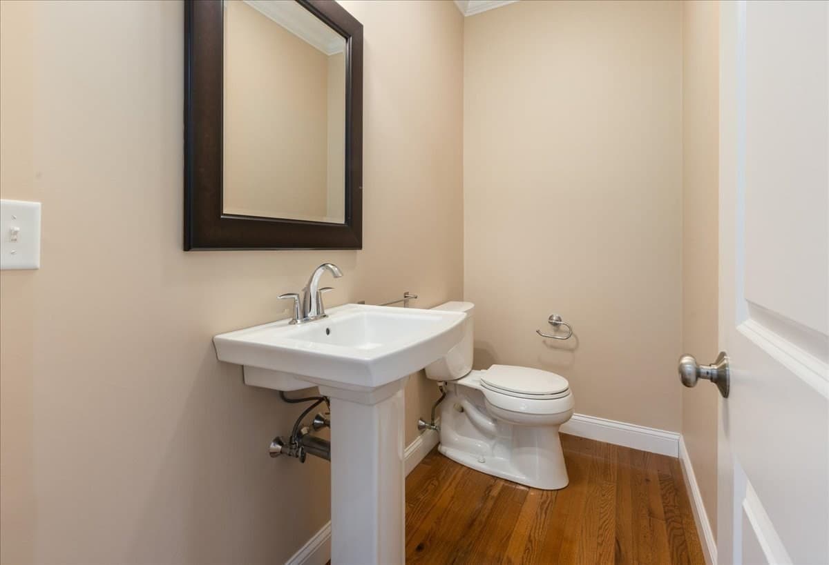 Condominium at 52 Compass Pt # 52, North Andover MA 01845, North Andover, photo 16 of 41