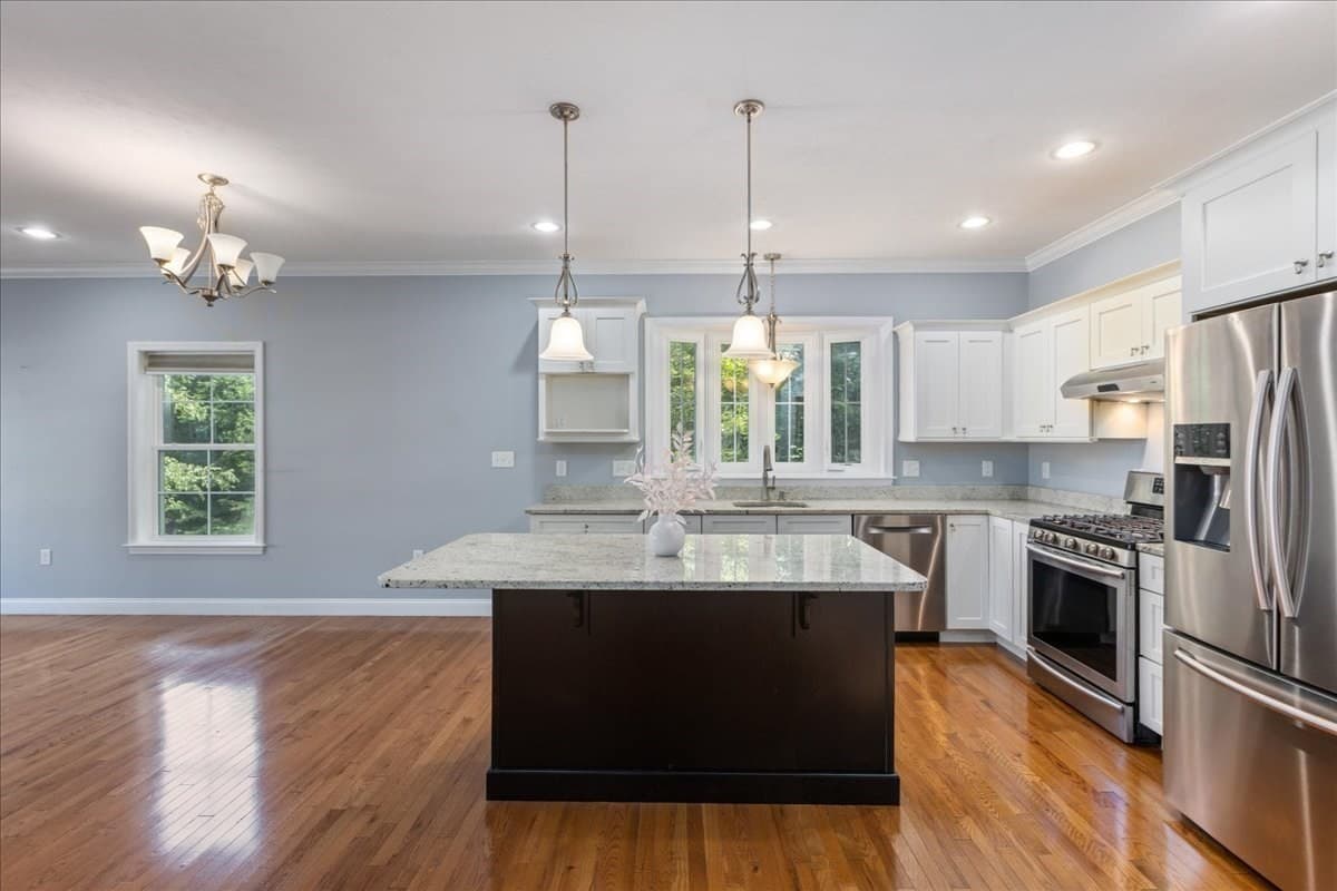 Condominium at 52 Compass Pt # 52, North Andover MA 01845, North Andover, photo 3 of 41
