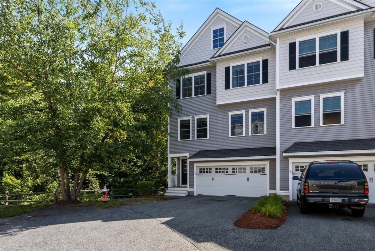 Condominium at 52 Compass Pt # 52, North Andover MA 01845, North Andover, photo 40 of 41