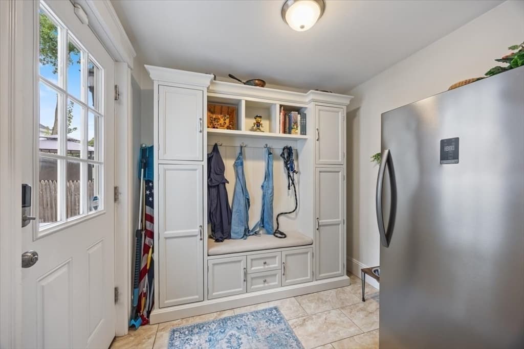 Single Family Residence at 12 Minot Ave, Haverhill MA 01830, Haverhill, photo 13 of 36