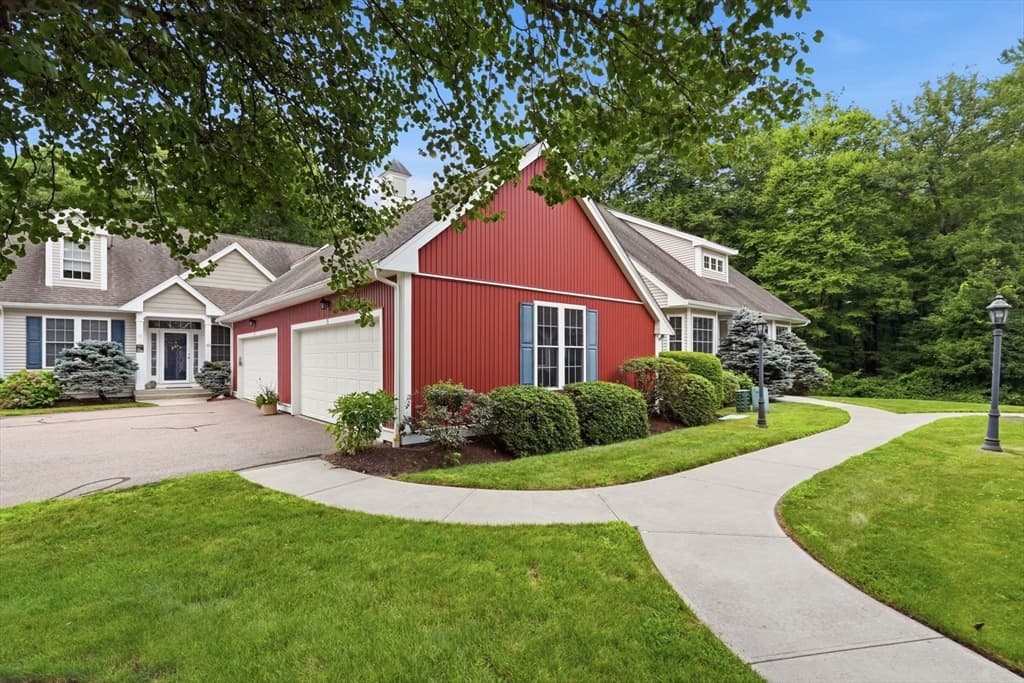 Condominium at 15 Braeburn Ln # 15, Ashland MA 01721, Ashland, photo 32 of 42
