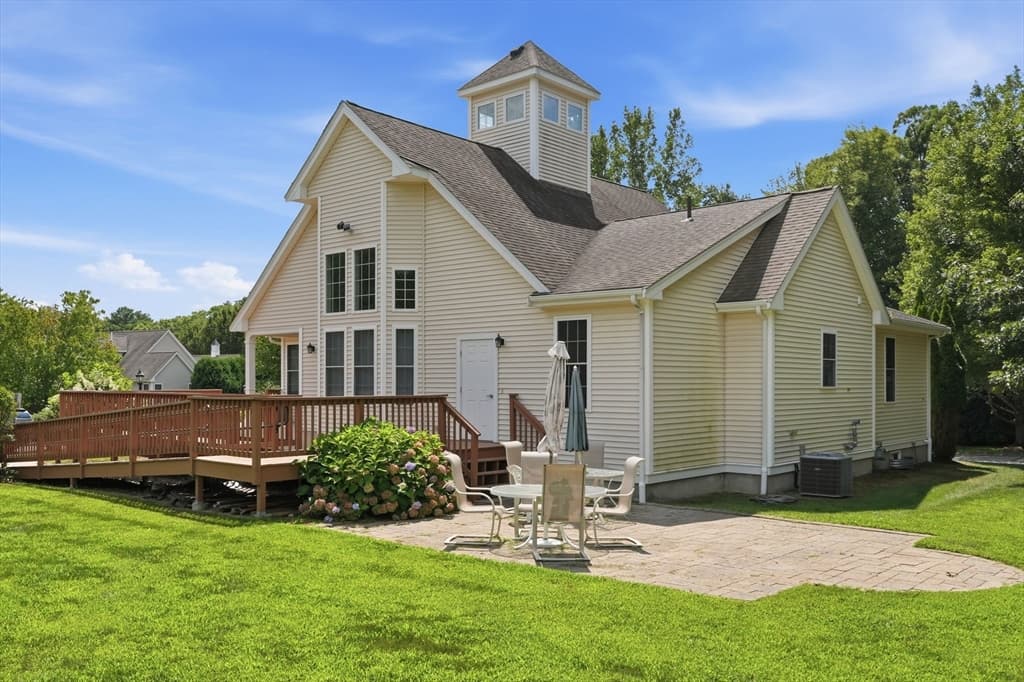 Condominium at 15 Braeburn Ln # 15, Ashland MA 01721, Ashland, photo 40 of 42