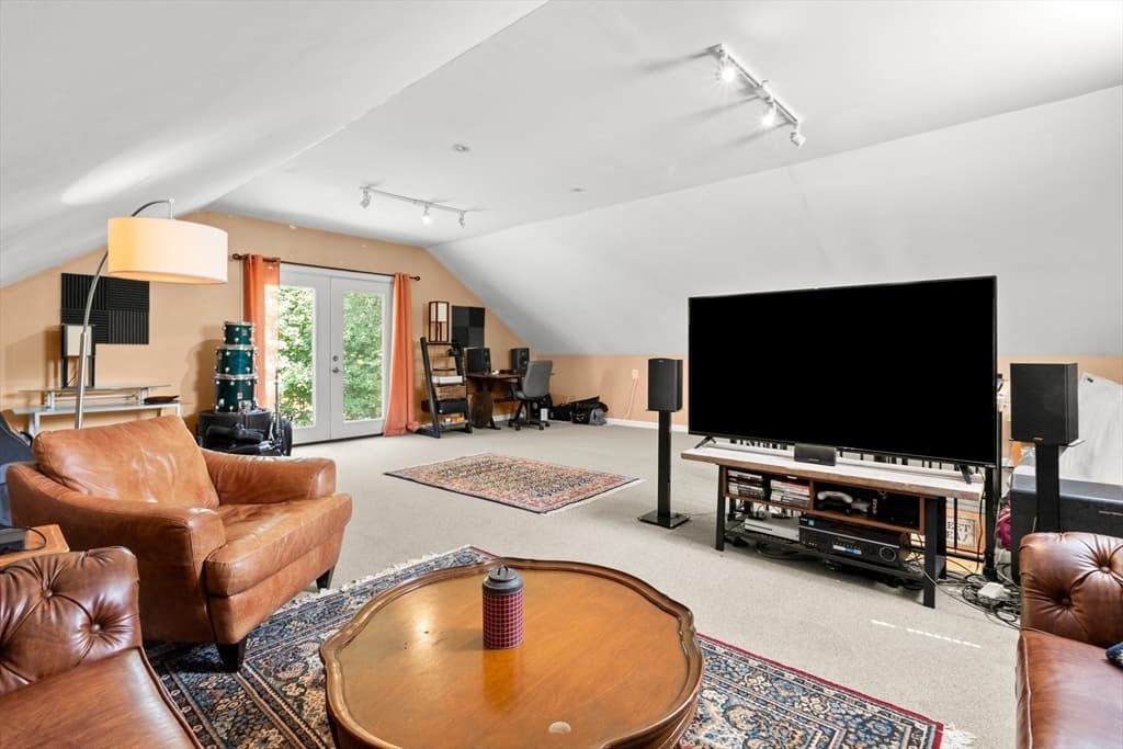 Single Family Residence at 300 E Broadway, Haverhill MA 01830, Haverhill, photo 32 of 42