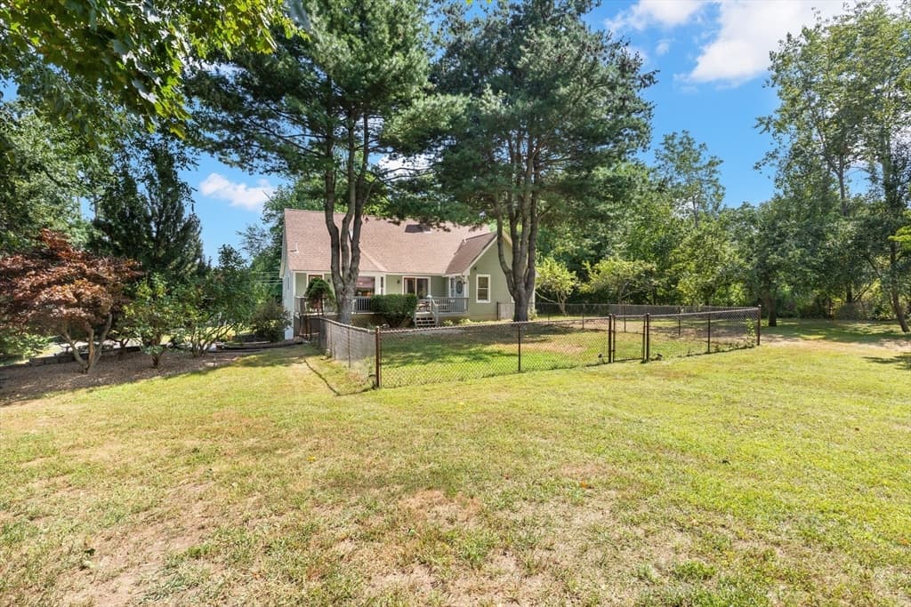 Single Family Residence at 300 E Broadway, Haverhill MA 01830, Haverhill, photo 40 of 42