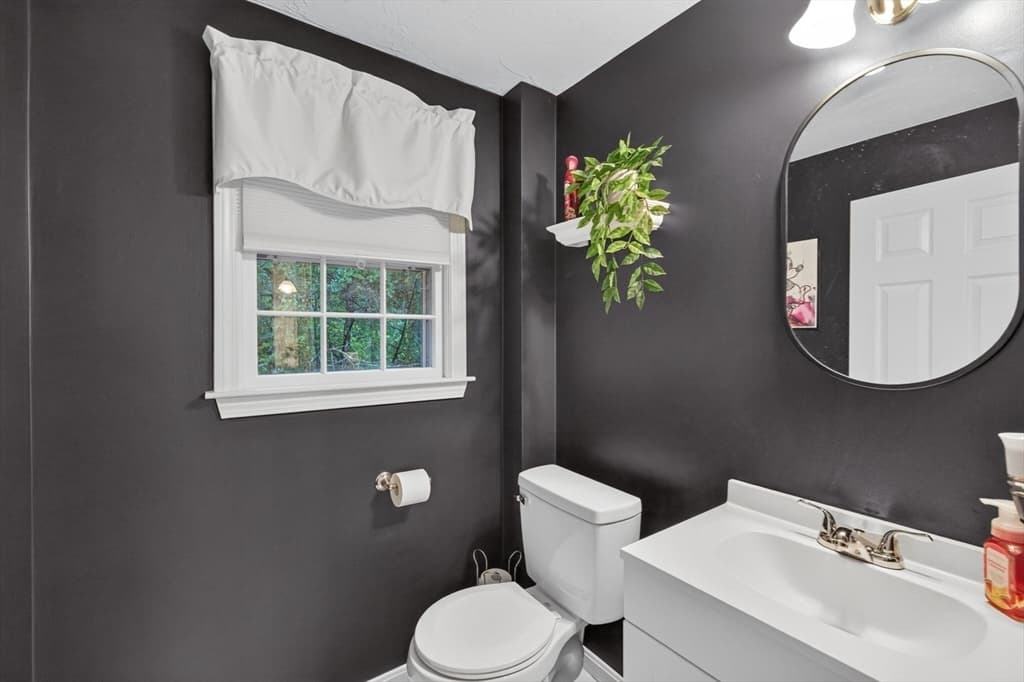Condominium at 13 Old Meetinghouse Grn # 13, Norton MA 02766, Norton, photo 22 of 35