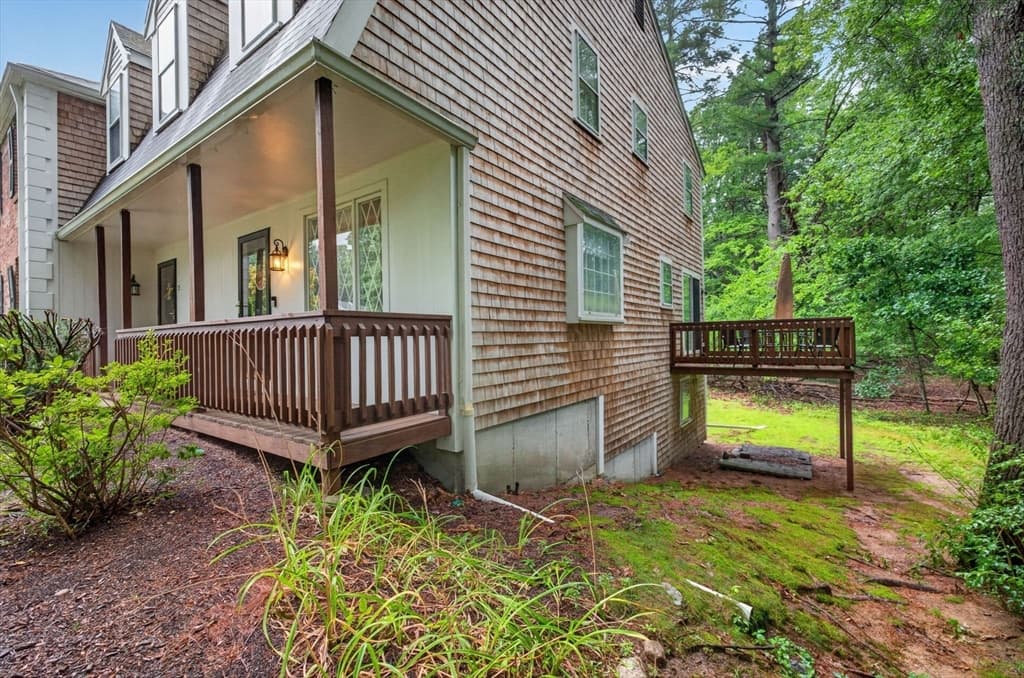 Condominium at 13 Old Meetinghouse Grn # 13, Norton MA 02766, Norton, photo 11 of 35