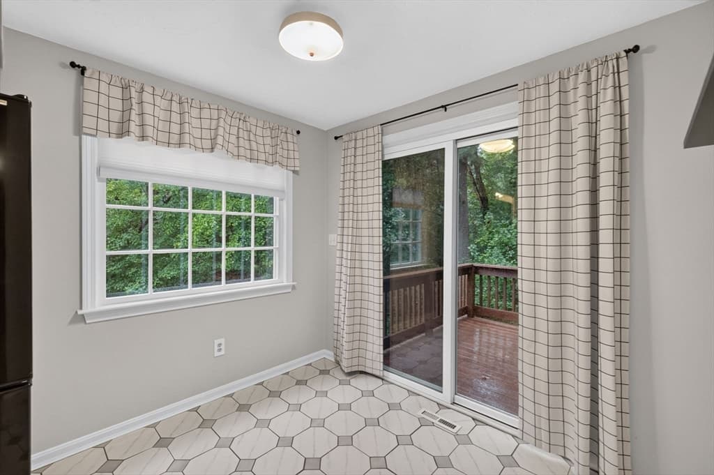 Condominium at 13 Old Meetinghouse Grn # 13, Norton MA 02766, Norton, photo 21 of 35
