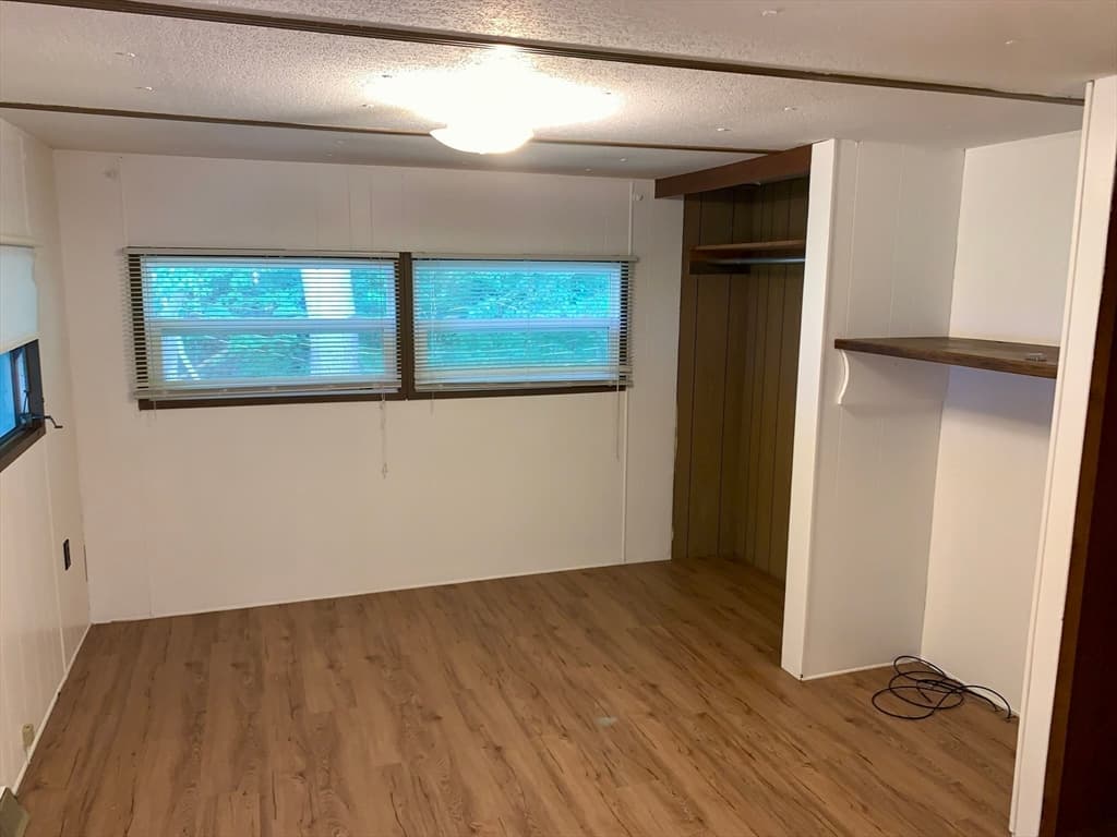 Mobile Home at 29 Conestoga, Brookfield MA 01502, Brookfield, photo 6 of 22