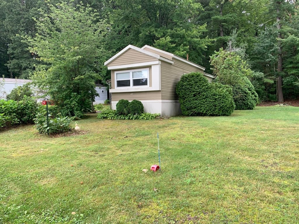 Mobile Home at 29 Conestoga, Brookfield MA 01502, Brookfield, photo 21 of 22