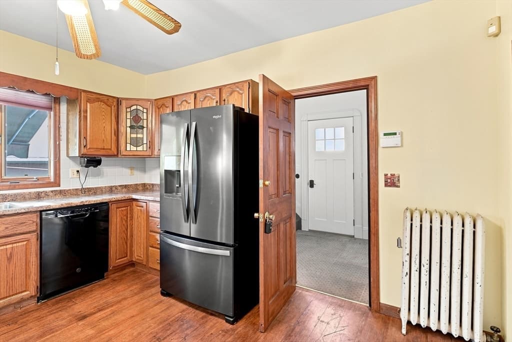 2 Family - 2 Units Up/Down at 33 Kenwood Ter, Springfield MA 01108, Springfield, photo 21 of 41