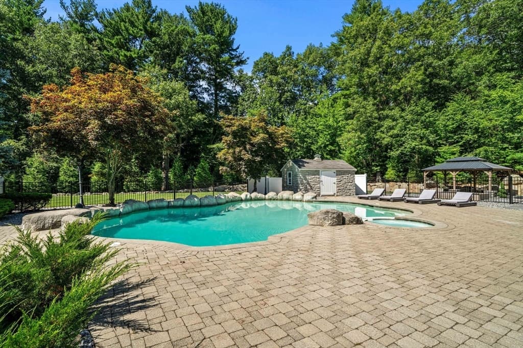 Single Family Residence at 9 Grandview Rd, North Reading MA 01864, North Reading, photo 39 of 41