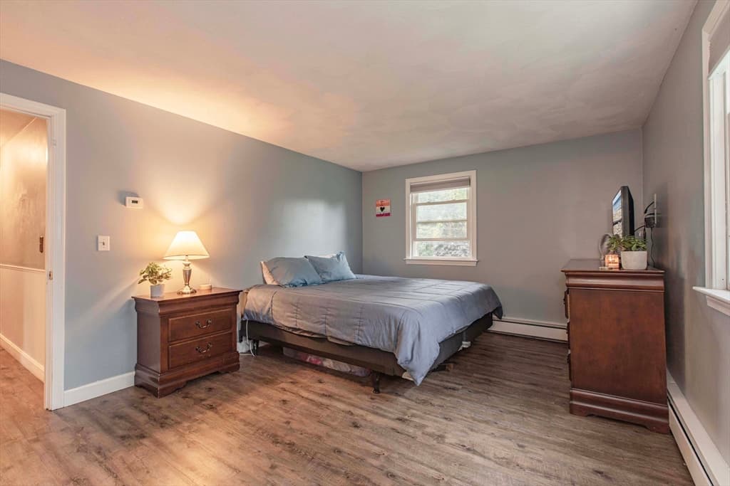 Single Family Residence at 13 Old Powder House Rd, Lakeville MA 02347, Lakeville, photo 20 of 42