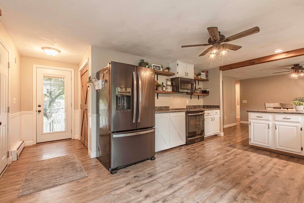 Single Family Residence at 13 Old Powder House Rd, Lakeville MA 02347, Lakeville, photo 11 of 42