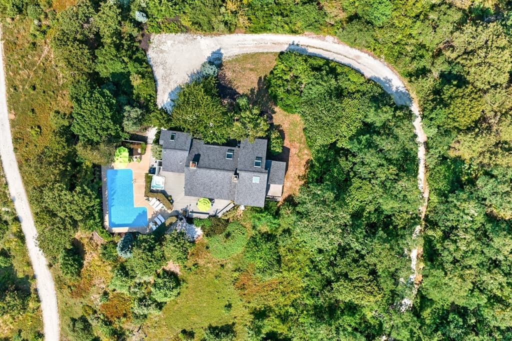 Single Family Residence at 20 Cormorant Road, Truro MA 02666, Truro, photo 5 of 33