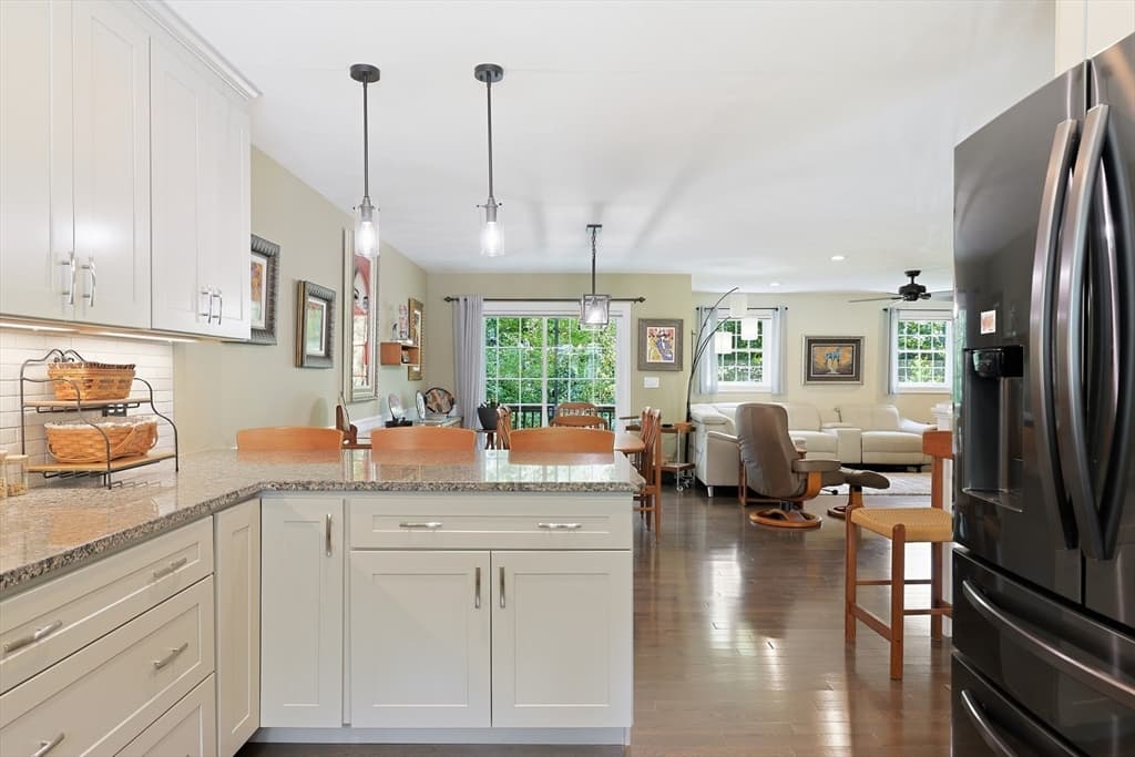 Condominium at 17 Cypress # 1, Exeter NH 03833, Exeter, photo 6 of 42