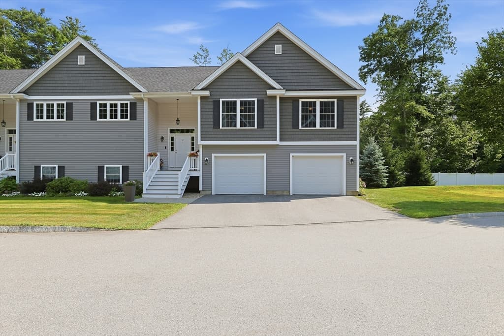 Condominium at 17 Cypress # 1, Exeter NH 03833, Exeter, photo 3 of 42